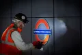 Media Name: battersea_power_station_roundel_install_-_pn021.jpg