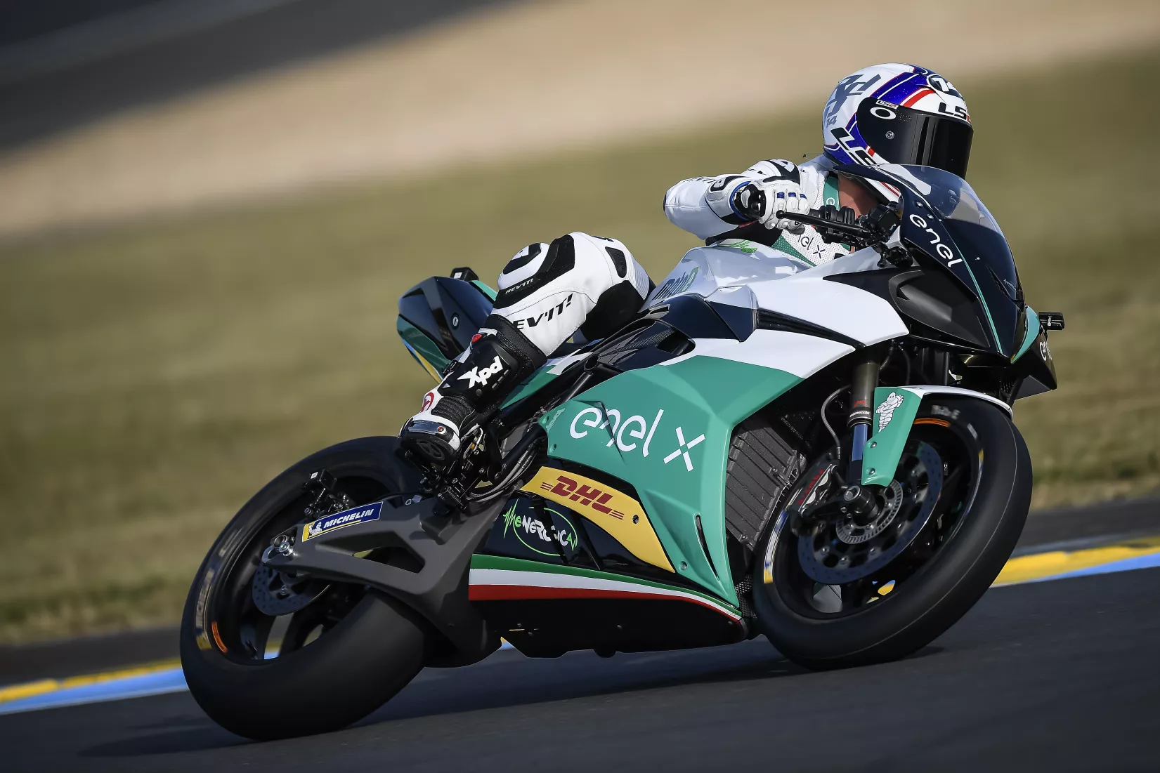 Media Name: 05_lemans_enel_jrb5482.jpg
