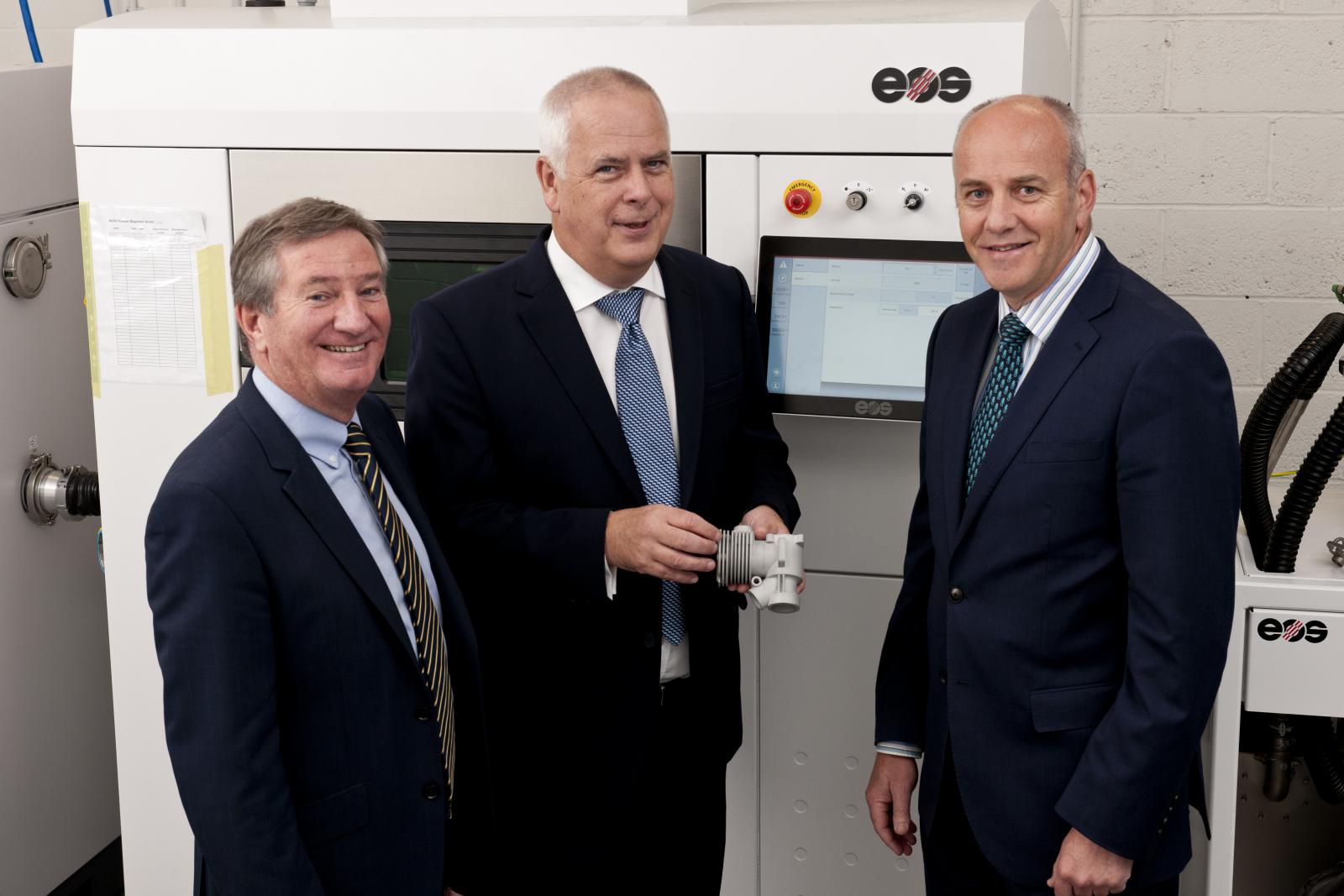 Media Name: bill_montogomery_of_invest_ni_and_dr_lelsie_orr_of_ads_northern_ireland_join_tom_walls_centre_of_laser_prototypes_europe_lpe.jpg