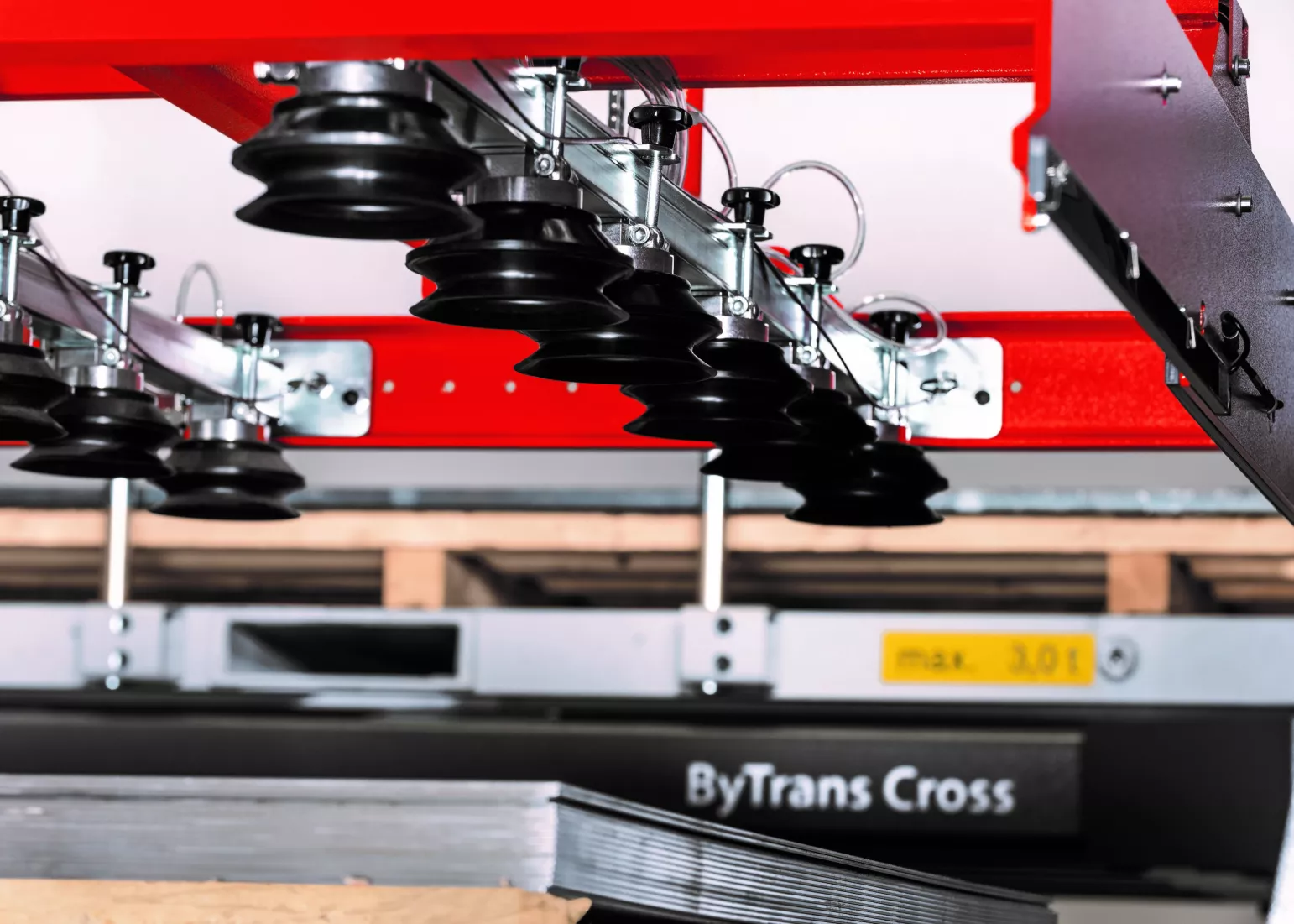 Media Name: bytrans_cross_017_press.jpg