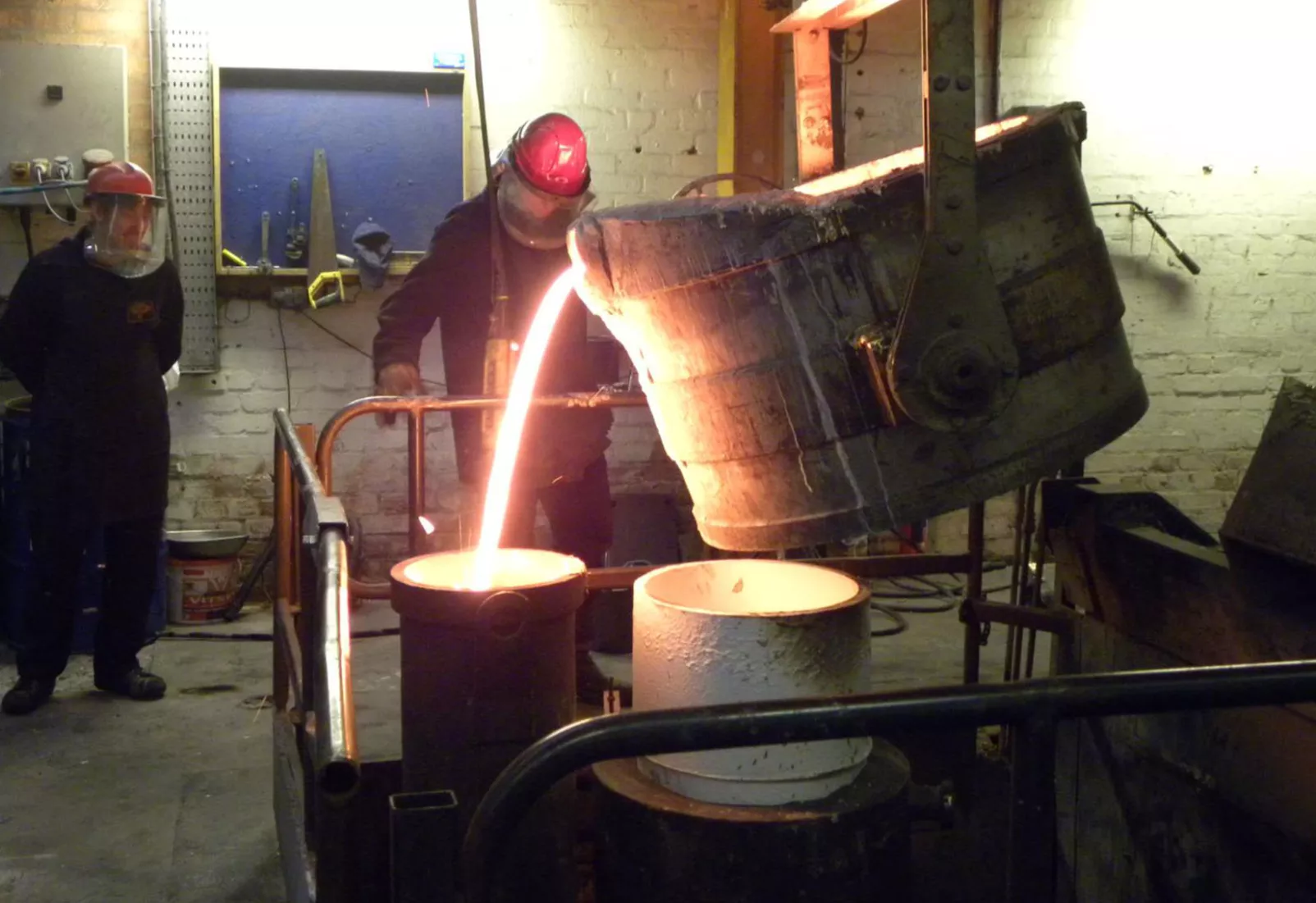 Media Name: copper_alloys_action_l_0.jpg