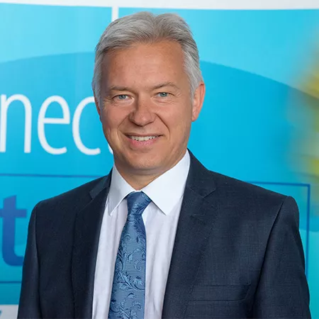 Media Name: david-grosvenor.jpg
