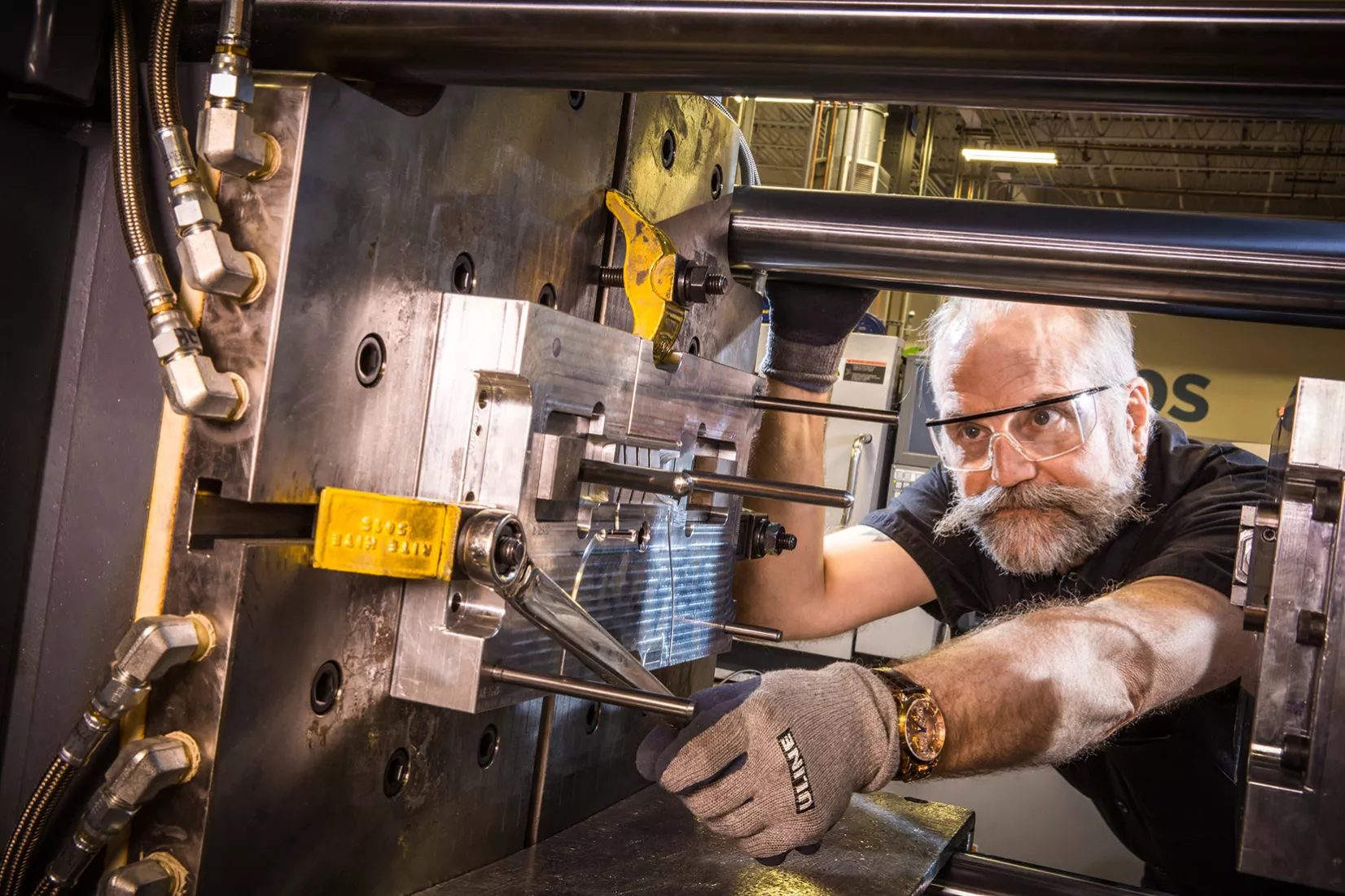 Media Name: injection_moulding.jpg