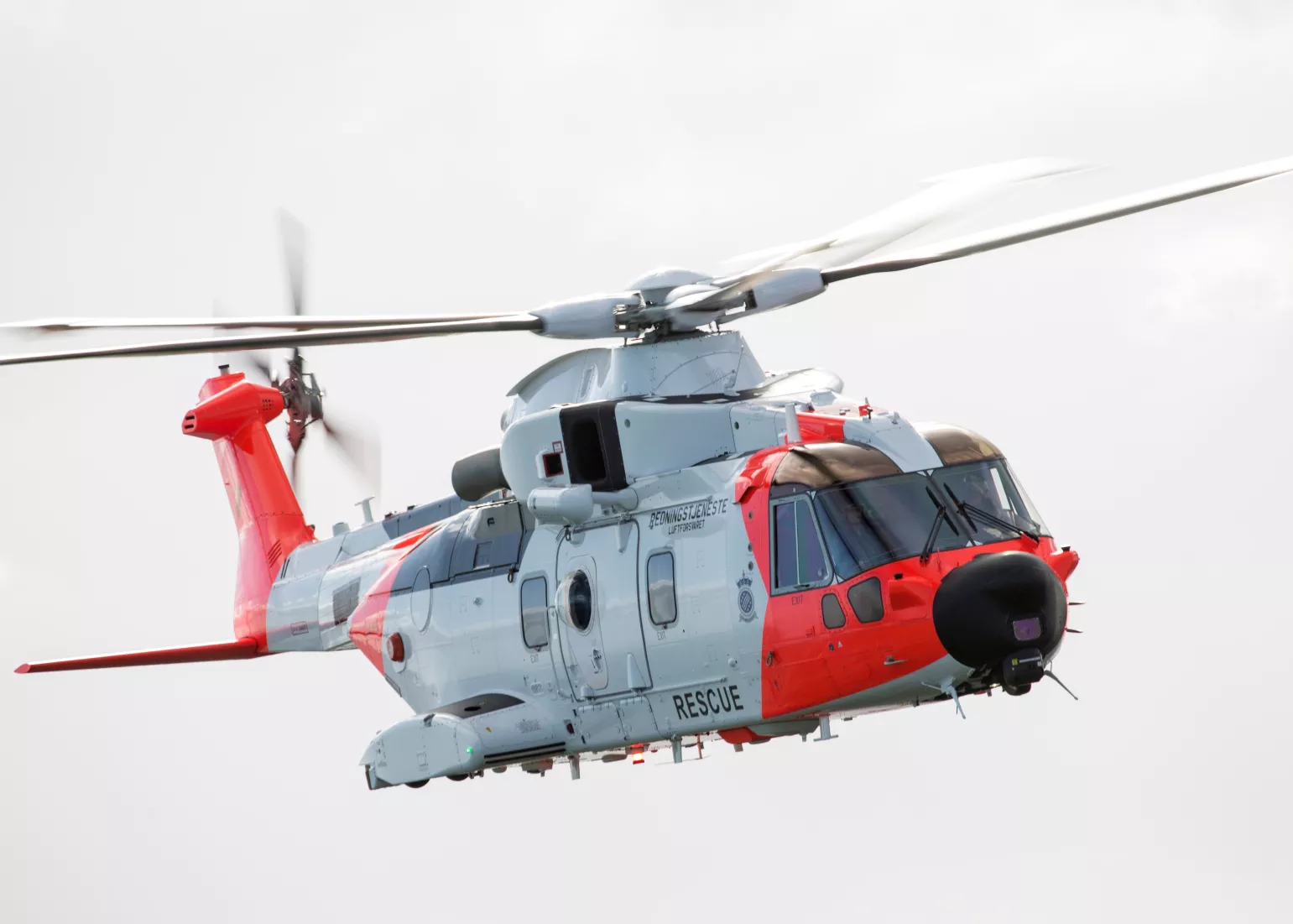 Media Name: leonardo_helicopter.jpg