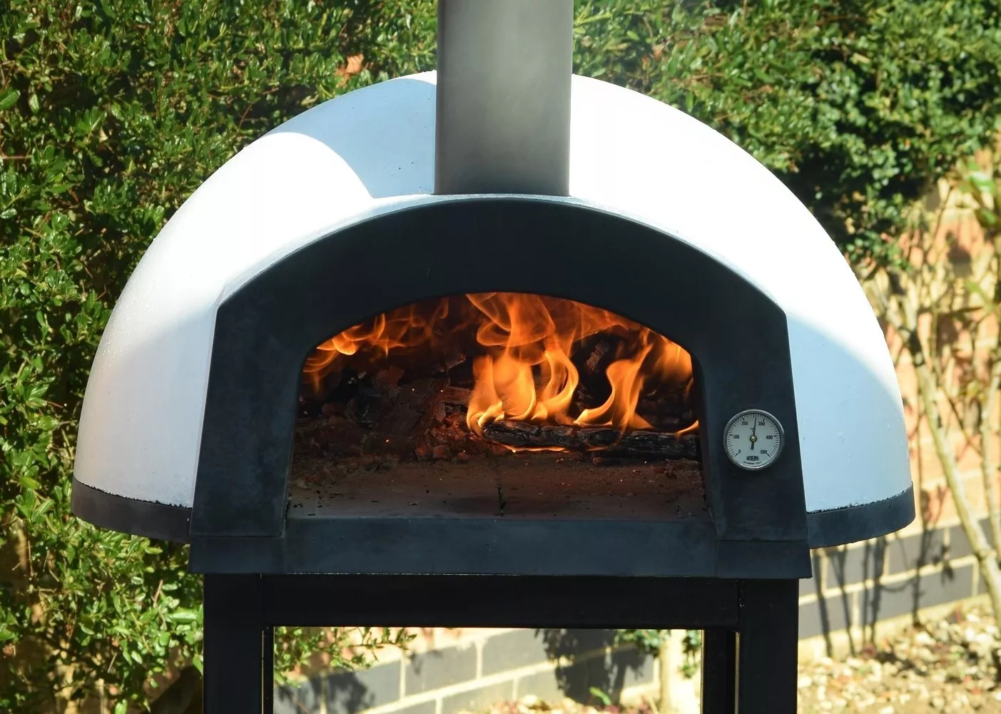 Media Name: midas_pizza_oven.jpg