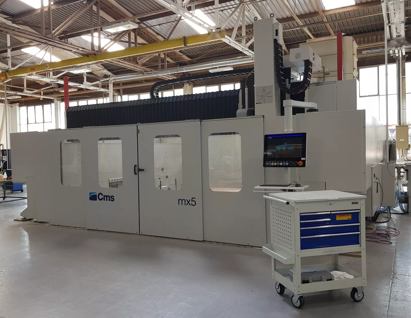 Media Name: photo_2_permali_cms_mx5_machining_centre_high_res_2.35mb.jpg