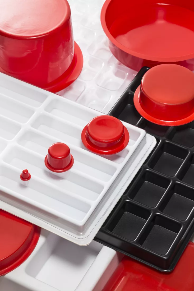 Media Name: wh_vacuum_forming_pr.jpg