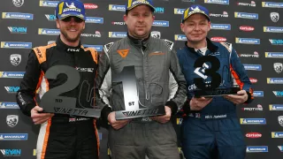 Media Name: 002_malton_laser_speeds_ahead_with_production_of_ginetta_racing_championship_trophies.jpg.jpg