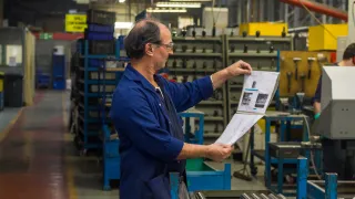 Media Name: pae089_-_the_impact_of_poor_supply_chain_management_-_image.jpg