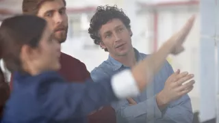 Media Name: do_you_have_the_customers_you_want_dm_2000.jpg