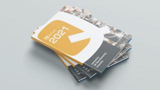 Media Name: snap-marketing-book-brochure-engineering-directory-design-qimtek-front-cover.jpg